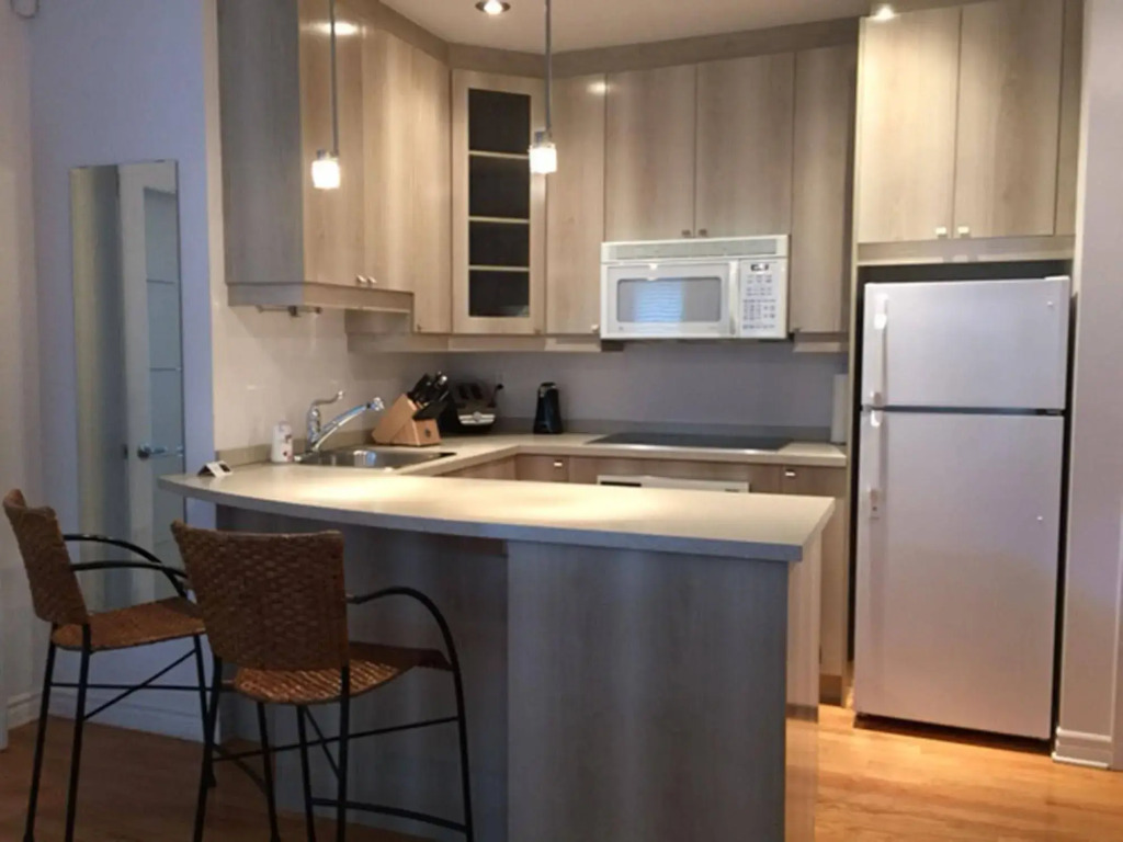ApartHotelMontreal by Les Terrasses Saint Urbain 2225I2