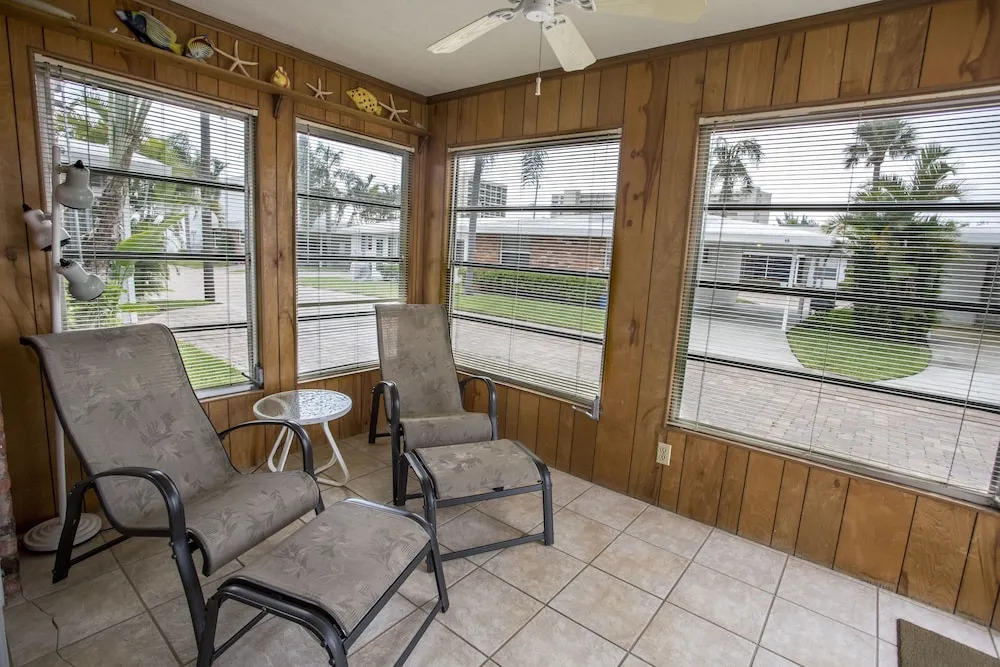 Aloha Kai - 35 1 Bedroom 1 Bathroom Apts