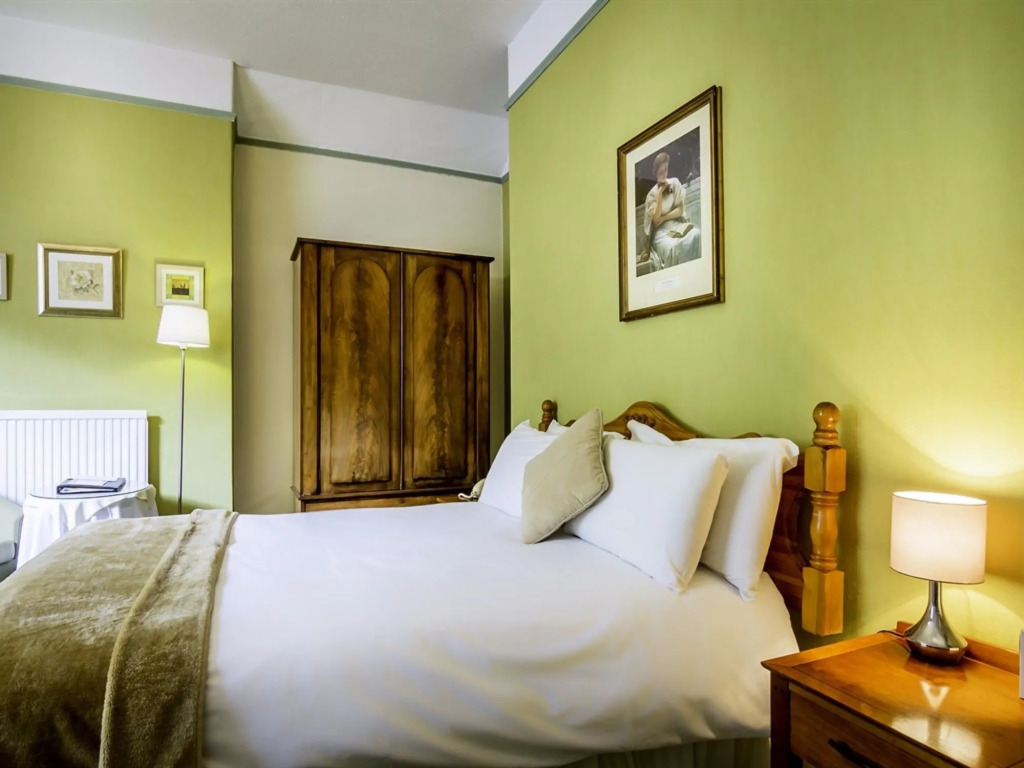 Mount Pleasant Hotel