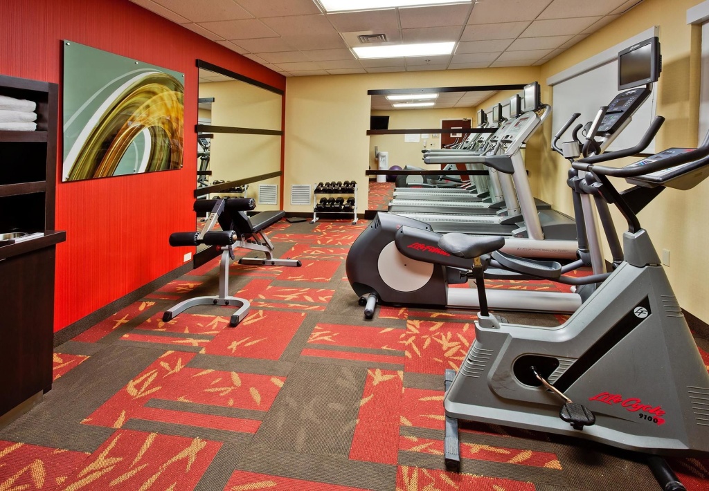 Courtyard by Marriott Tampa Brandon
