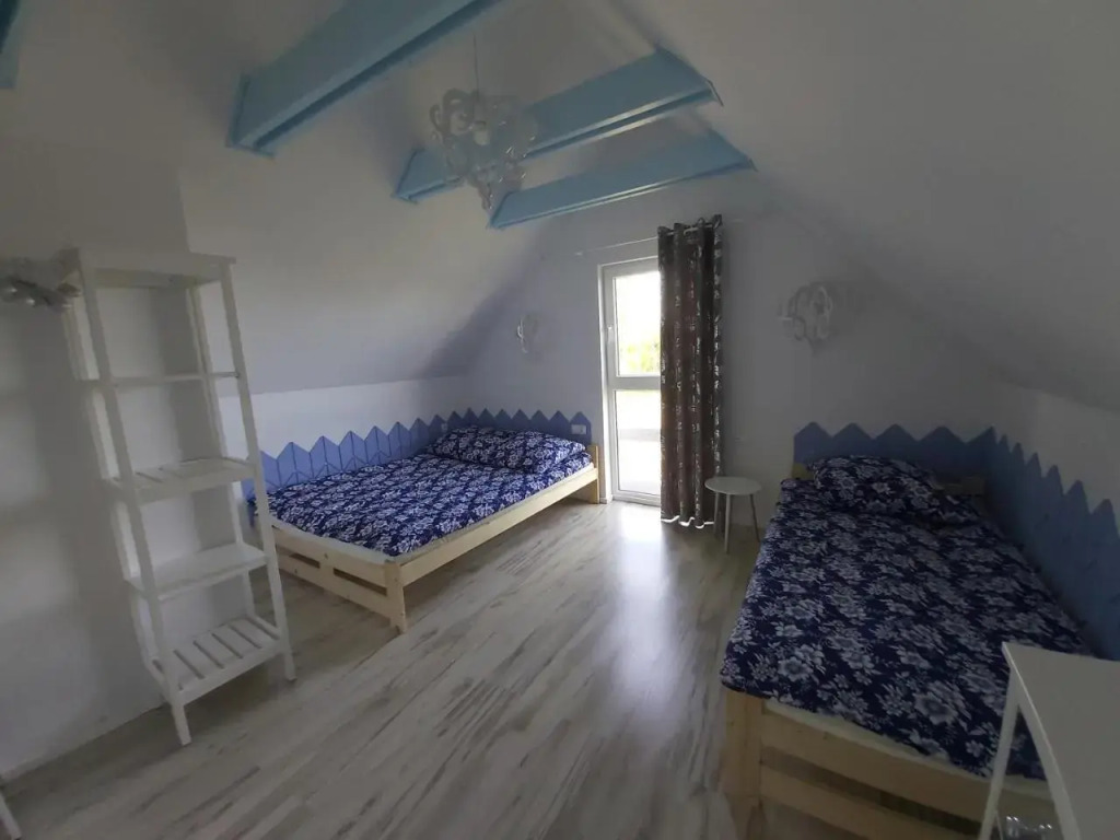 Poprzeczna 7