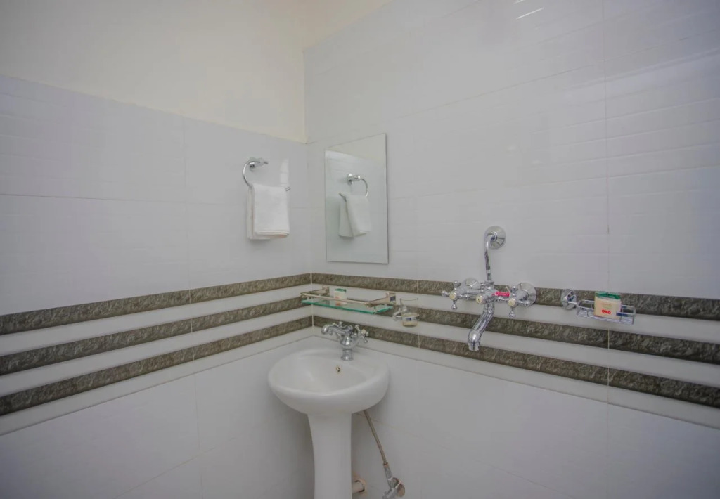 OYO 318 Hotel Pancha Buddha