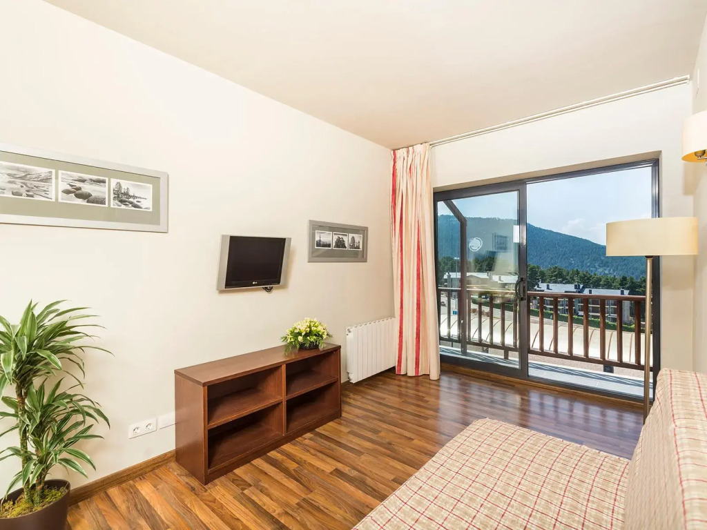 Guitart La Molina Aparthotel & Spa