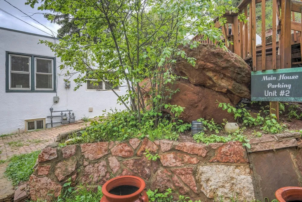 3br?downtown Manitou?patio?mtn Views
