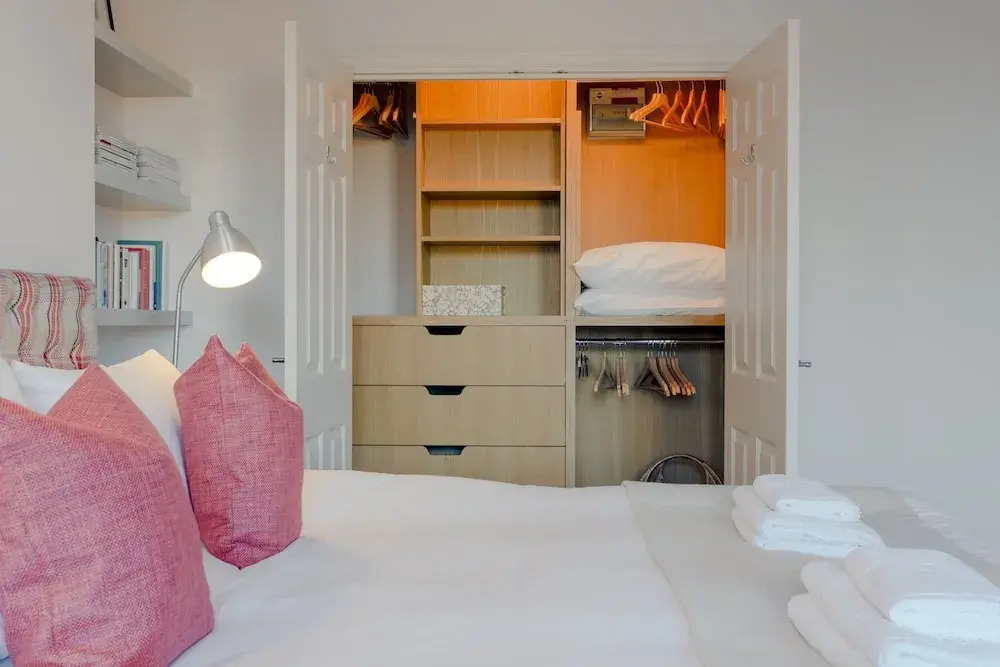 2 Bedroom Apartment Near Ladbroke Grove