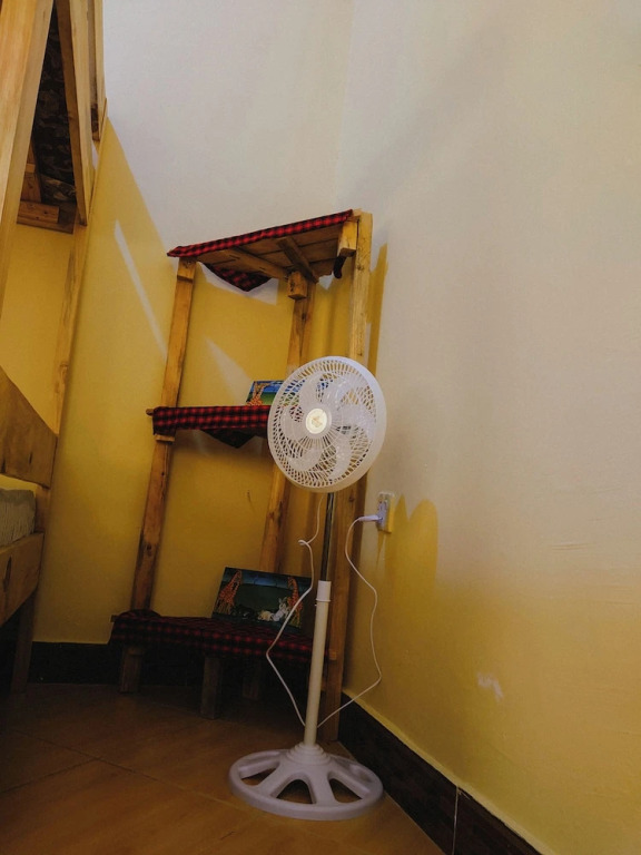 Sero Safaris Hostel