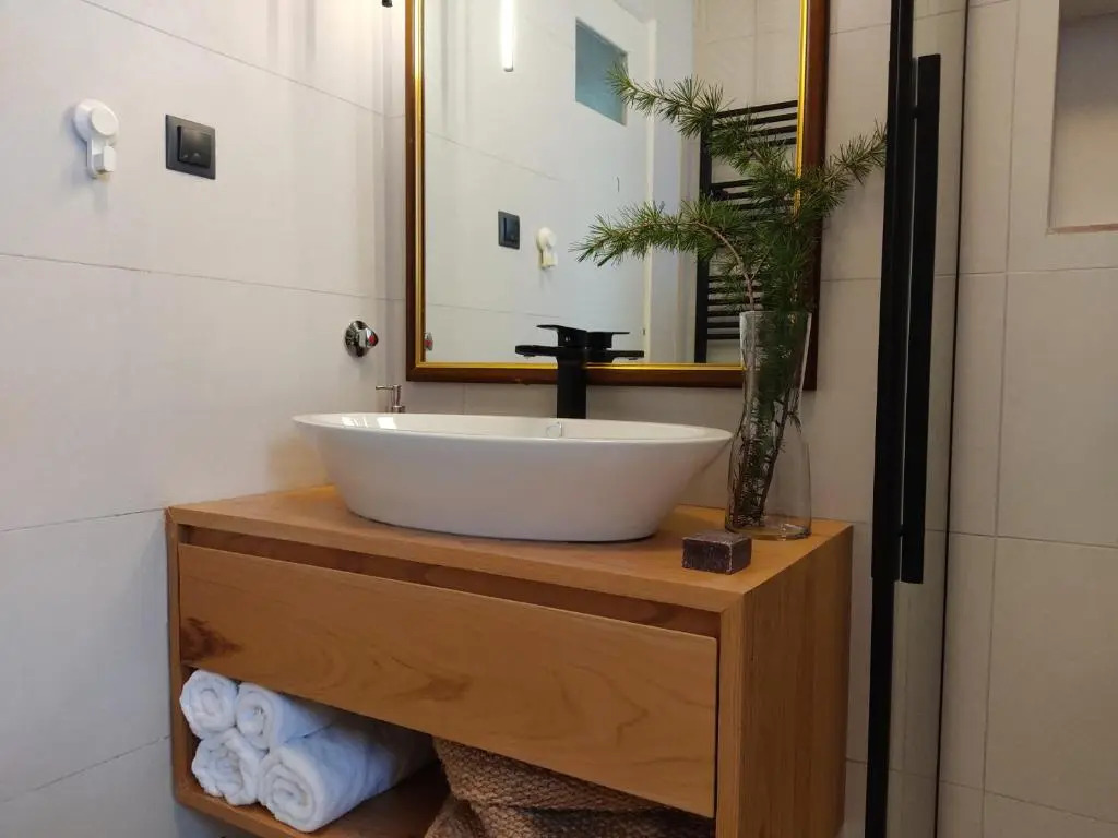 Orion - Charming 1-bedroom condo at convenient location.