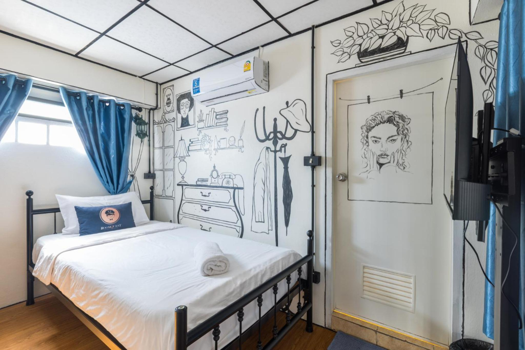 RoomQuest Chiang Mai Tha Phae