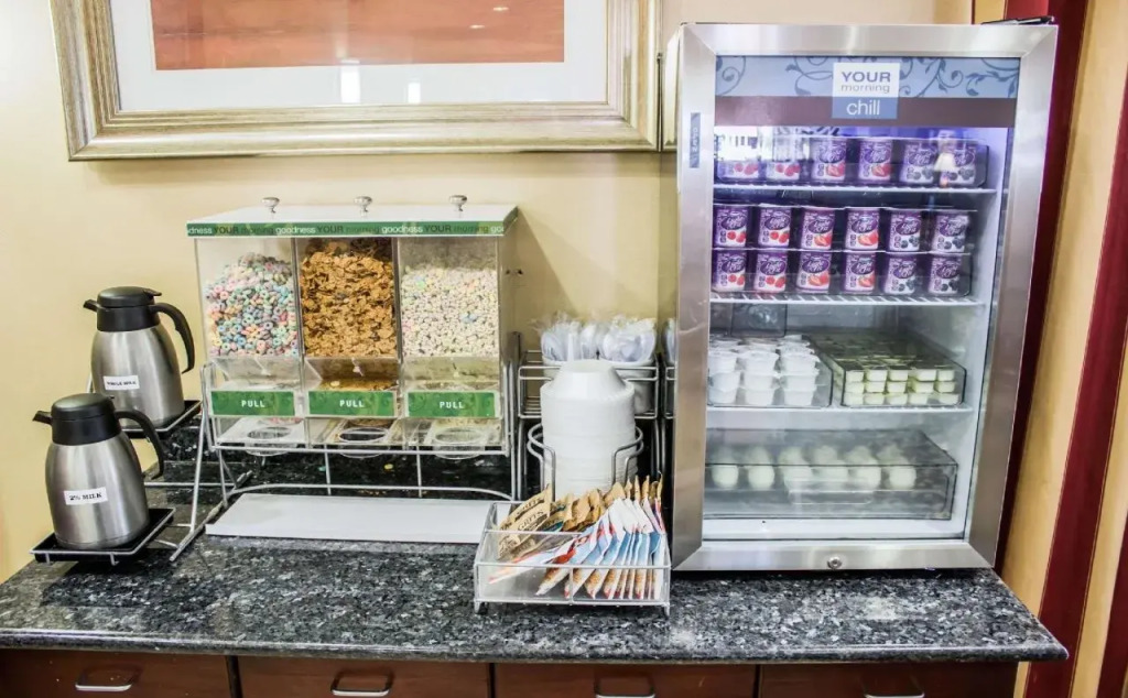 Comfort Suites Orlando Airport