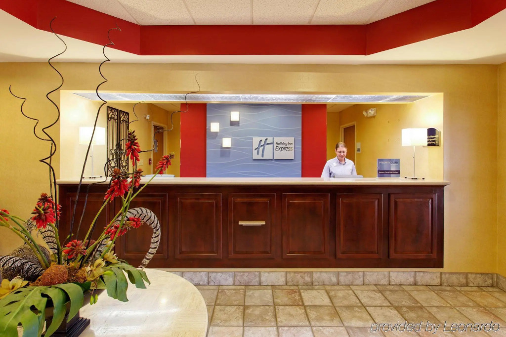Holiday Inn Express & Suites Crossville by IHG
