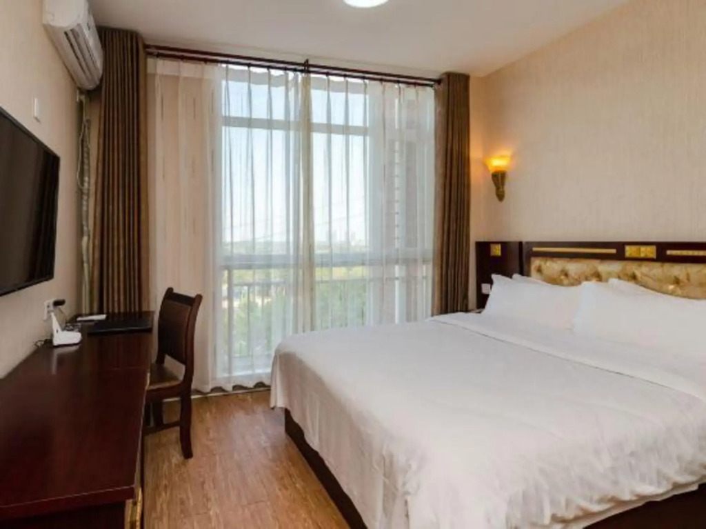 Geluo Business Hostel