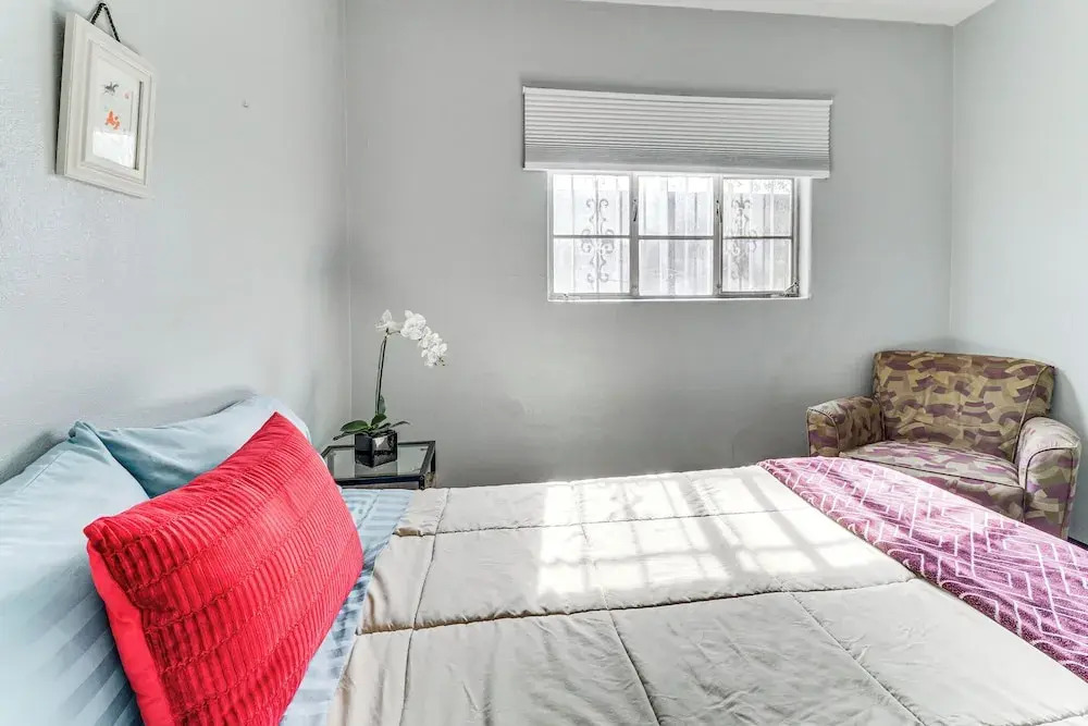 1 Mi to Unm! Albuquerque Home w/ Fire Pit & BBQ