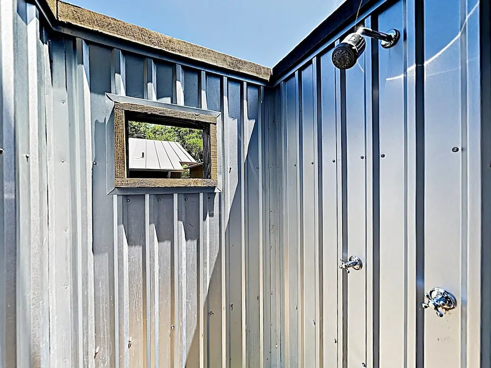 New Listing! Luxe Lake Travis Studio W/ Pool 1 Bedroom Cabin