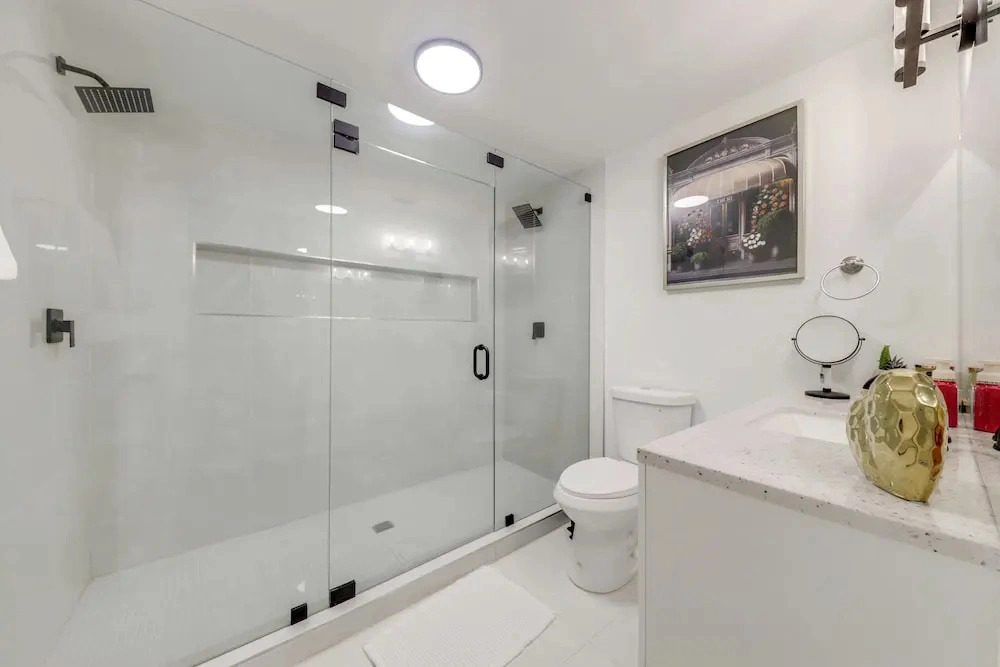 Stroll to Dtwn: Delray Beach Home w/ Outdoor Oasis