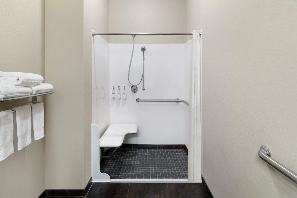 Best Western Premier Crown Chase Inn & Suites