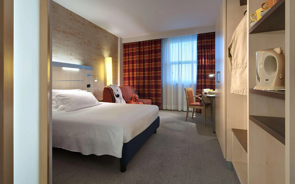 B&B Hotel Cherasco Langhe