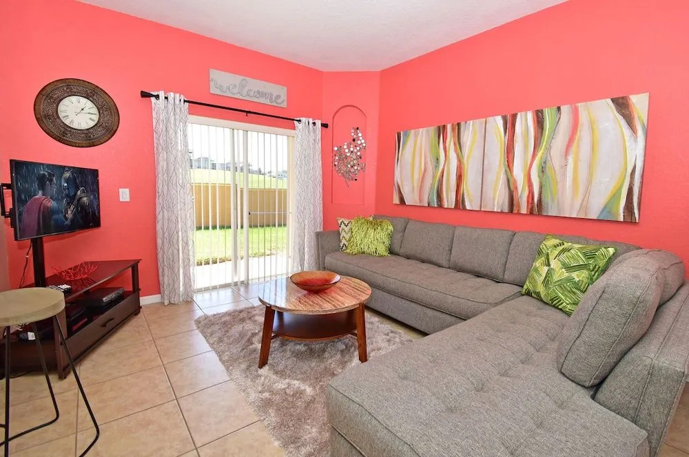 R529 Waterside 4 Br townhouse by RedAwning