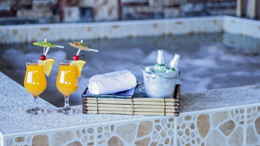 Greenhills Elan Hotel Modern - Newly Renovated