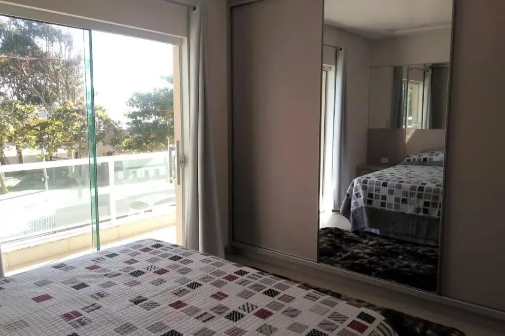 Casa a poucos passos da praia - cod 113