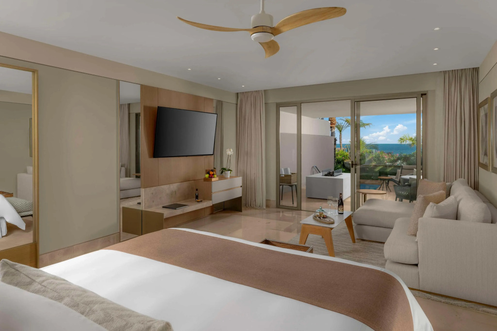Grand Velas Boutique Hotel