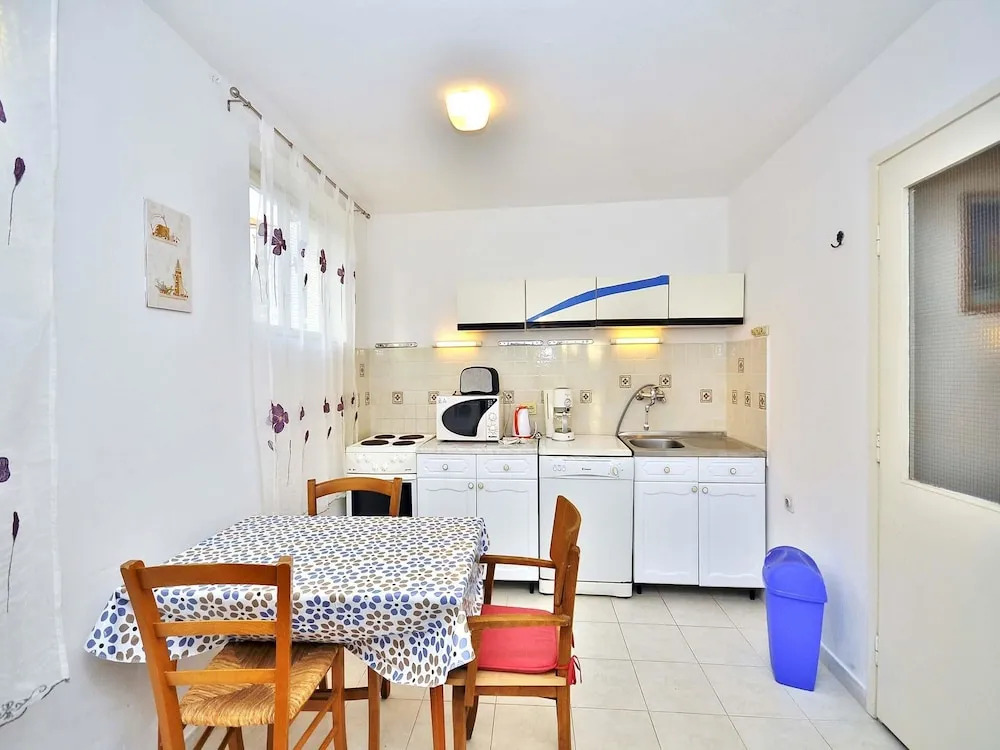 Apartments Miro Borik