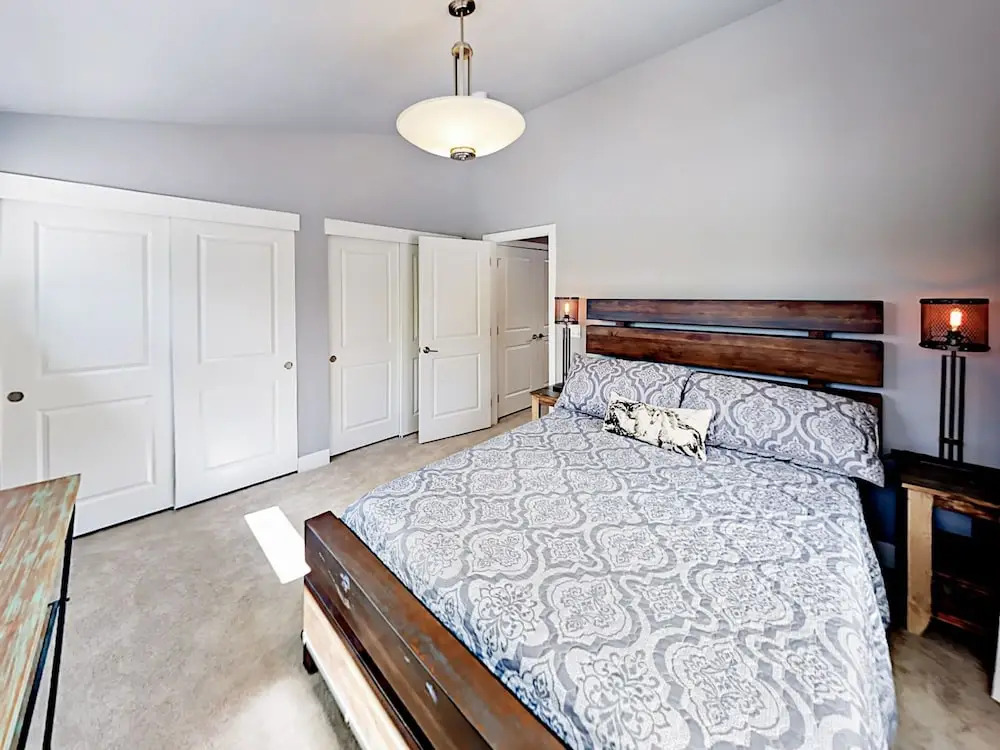 Brand-new 2br Rendezvous Townhome W/ Patio 2 Bedroom Townhouse