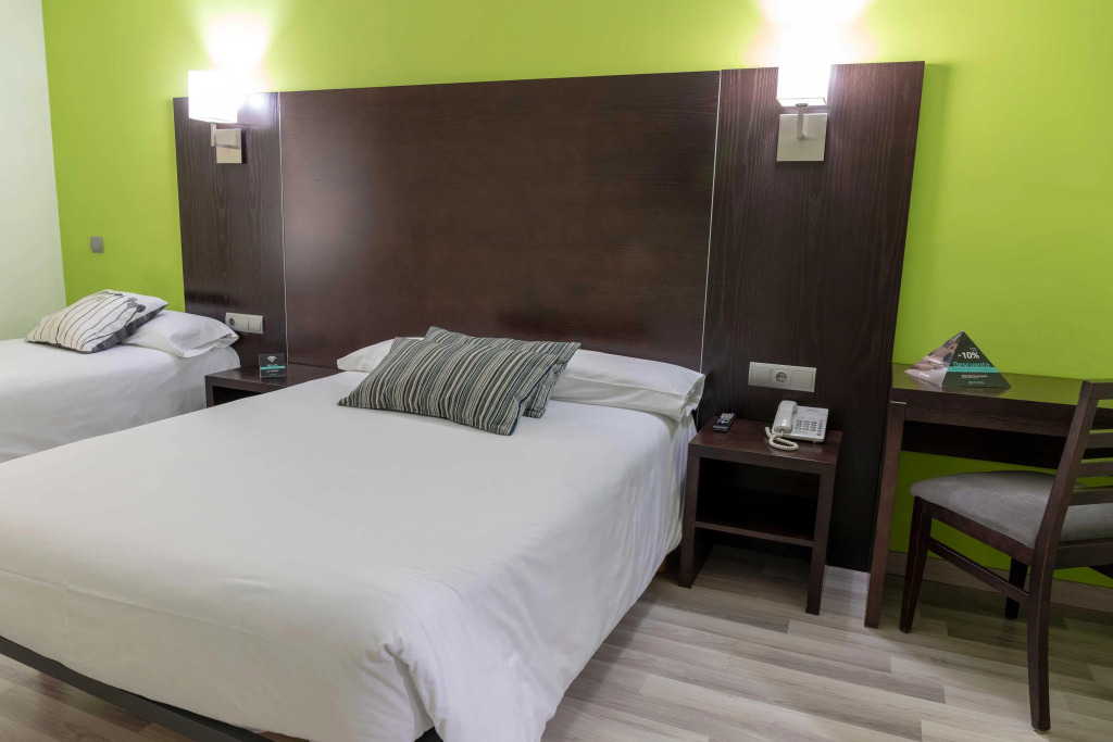 Hotel Cardeña by gaiarooms
