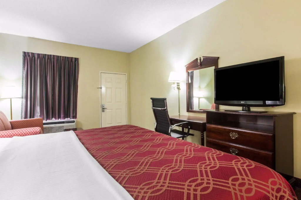 Royal Palms Inn