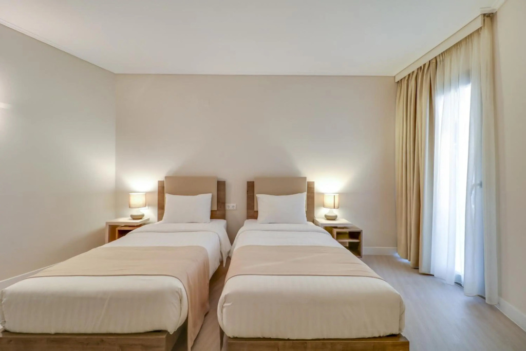 Palace Hotel Athens Riviera