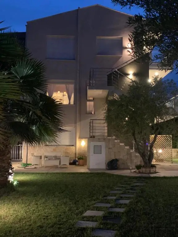 Villa Evita Garden Floor Suite