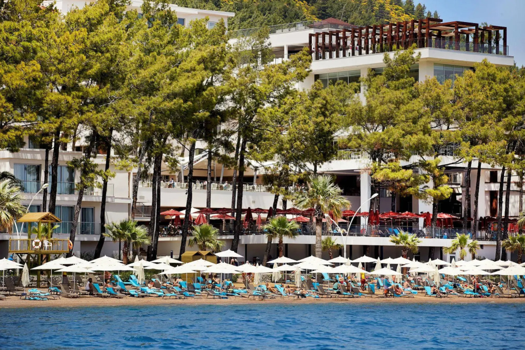 Orka Lotus Beach