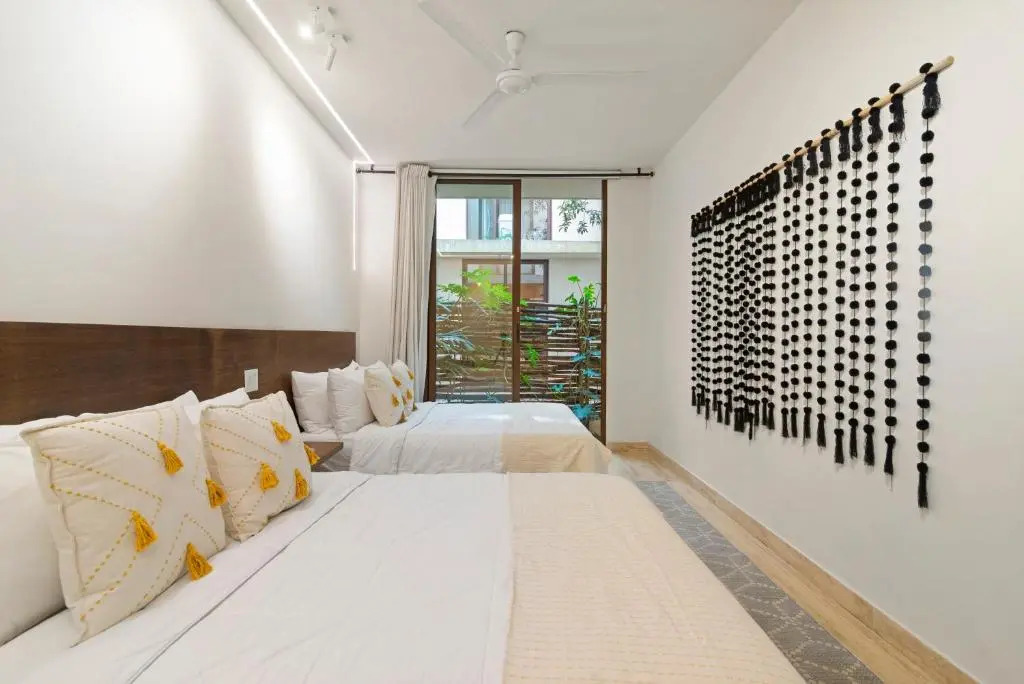 103 Cozy apartment with private terrace 2 br 2 ba