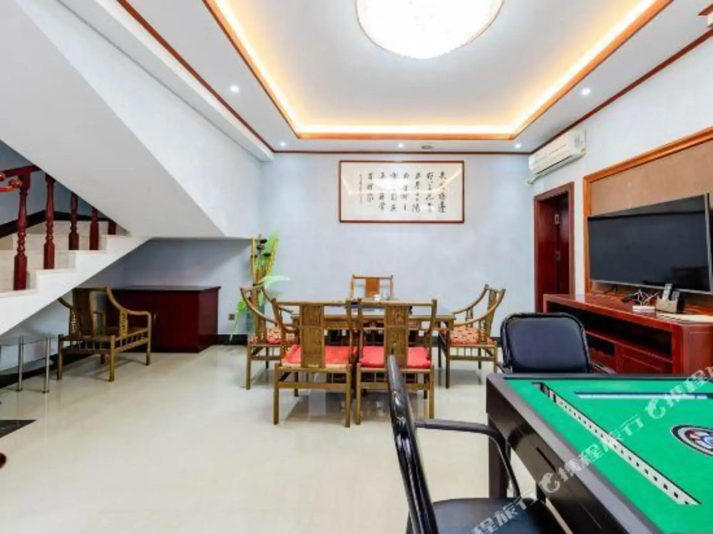 Yongxian Hot Spring Resort Hotel
