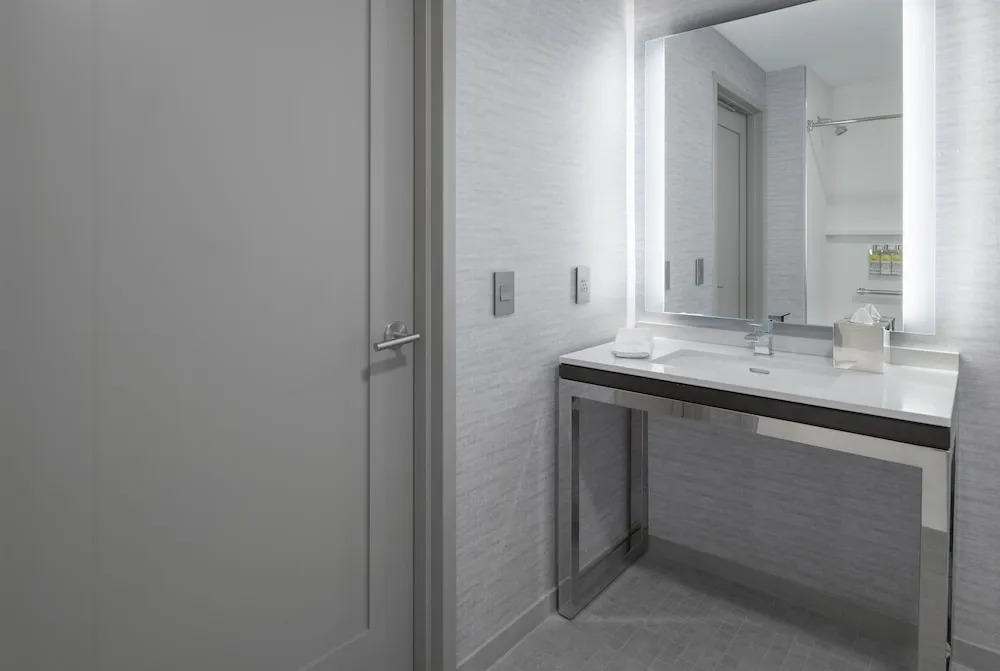 Staybridge Suites - Boston Logan Airport - Revere by IHG