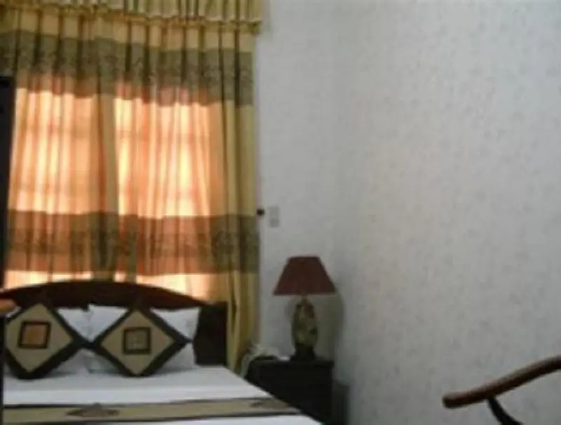 Phu Nhuan Hotel 5