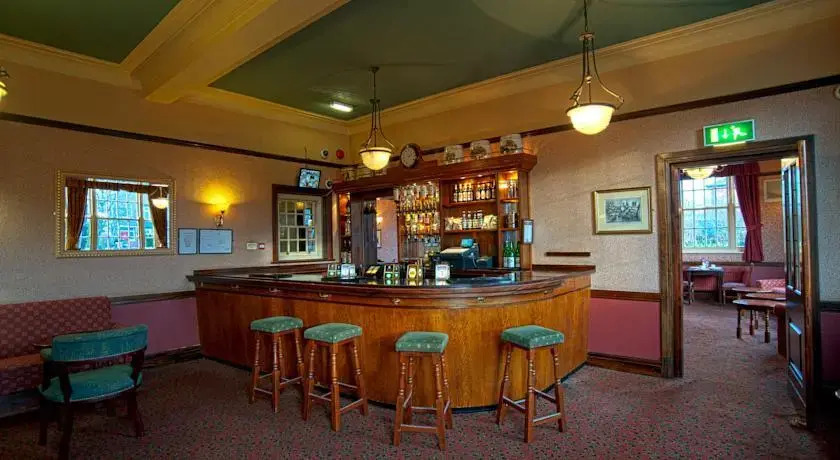Cambridge Hotel