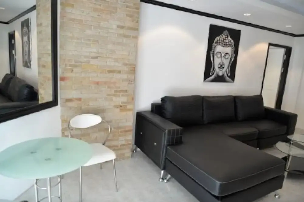 Jomtien Beach Condominium 6th Floor Apartment