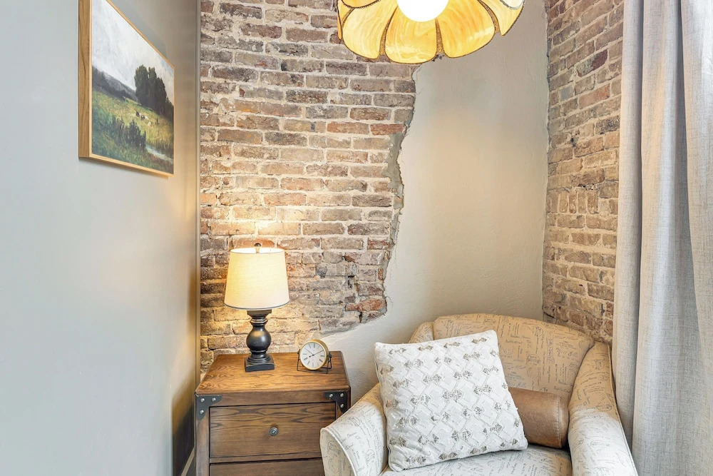 On Dtwn Square! Chic Lawrenceburg Condo w/ Balcony