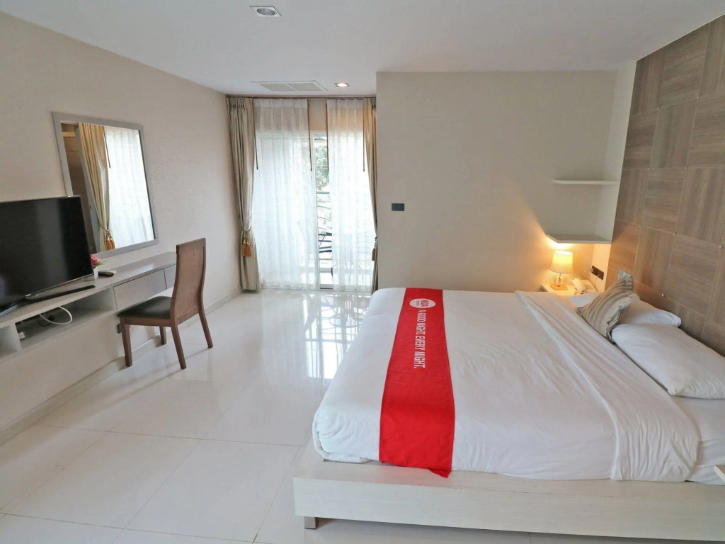 Nida Rooms Ratchathewi Makkasan Silver