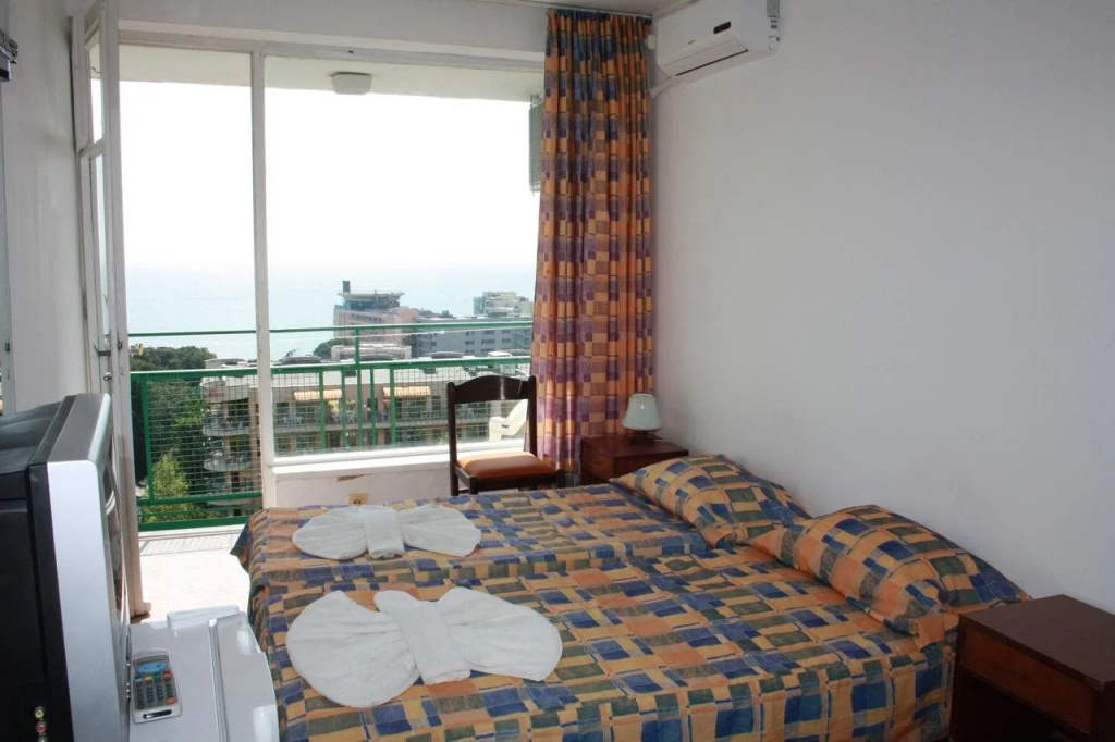 Hotel Varshava