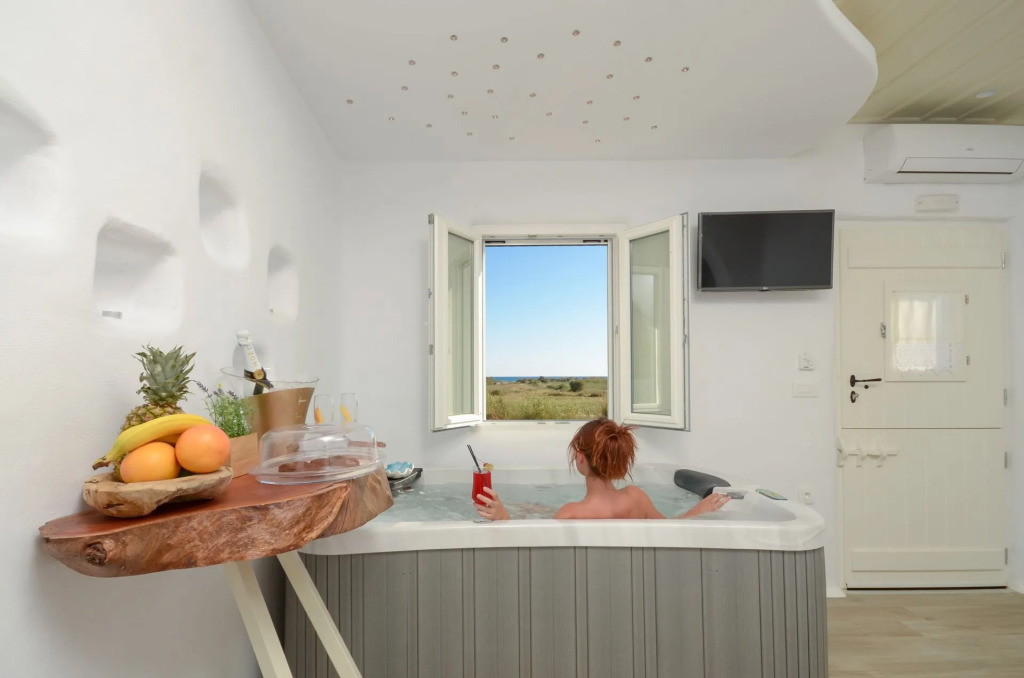 Naxos Island Escape Suites