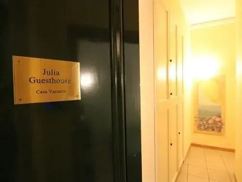 Apartment Julia Guesthouse
