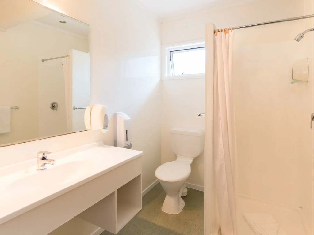 Outrigger Motel
