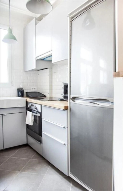 Charming Apartment With Balcony - 5 min Republique