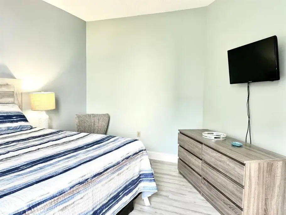 *FRESH NEW OCEANFRONT*Pool*KING Bed*OMG VIEW*Approved Dogs*F22-4