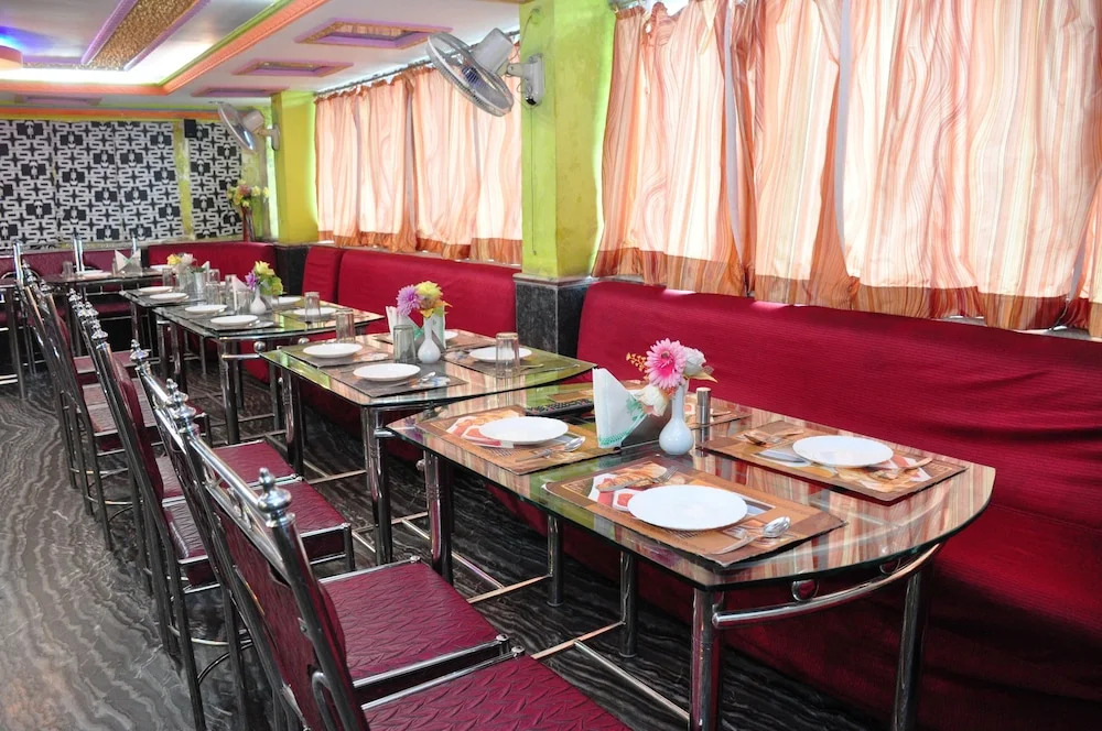 Hotel Aastha