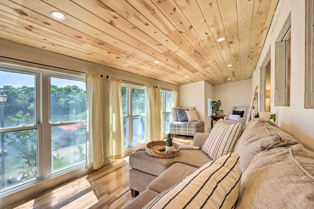 Waterfront Lake Ozark Home w/ Dock & Boat Slip!