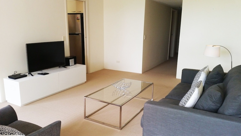 Wyndel Apartments - Shoremark