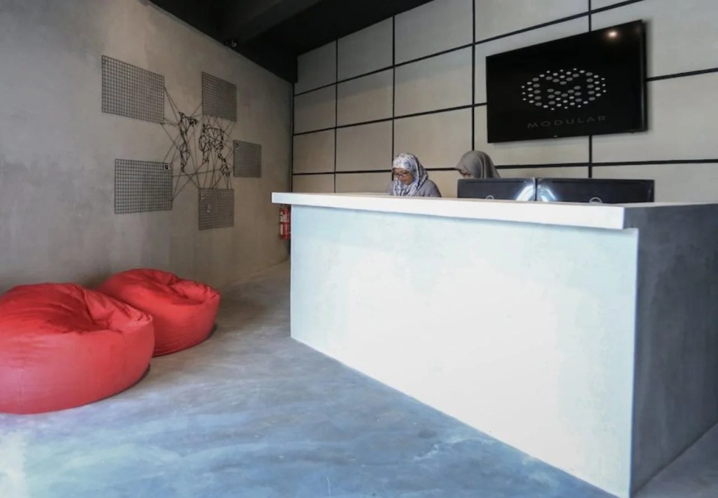 Modular Langkawi Capsule Hotel - Hostel