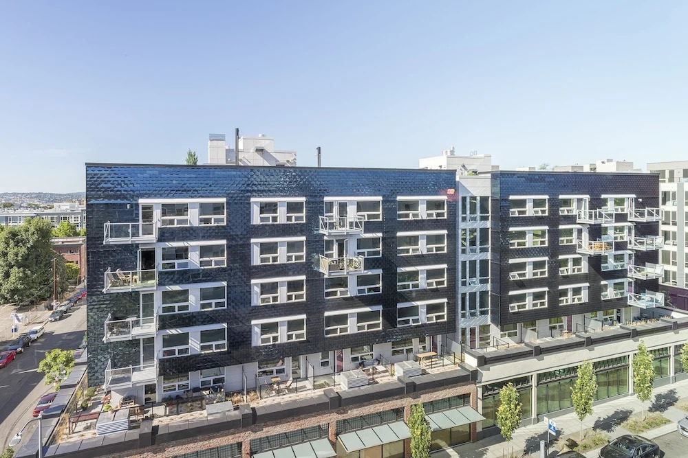 Domicile Suites at Cove